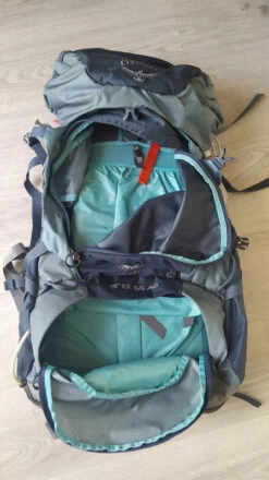 Sac à Dos Osprey Ariel AG 65 L -Magasin De Camping En Plein Air 046bc0f2be811c4c61360431fd5f8ca6