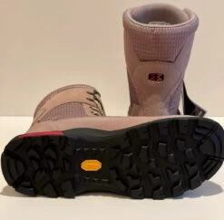 Chaussures De Trekking -Magasin De Camping En Plein Air 05b1b02d1cf961be79ecb567cf0692f3