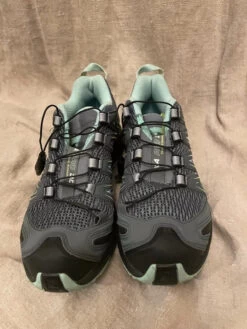 Chaussures De Trail Running Salomon 38,5 -Magasin De Camping En Plein Air 0f8f2bea10ec6fbdc2698ef72d1aa75a