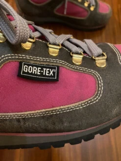 Chaussures De Trekking Dolomite Vintage Des Années 80 -Magasin De Camping En Plein Air 10d1861113bd5536a61da2a5690c34d7