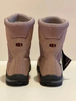 Chaussures De Trekking -Magasin De Camping En Plein Air 1ce9aff4e8aac853f5dc8e3fa33e97de