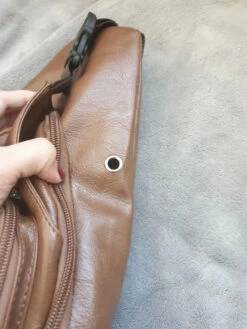 Sac à Poitrine Avec Chargement USB Et Port Pour Écouteurs -Magasin De Camping En Plein Air 20b673fa649c9f98c18780ea3e19df4f