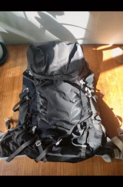 Sac A Dos Osprey Talon 44 -Magasin De Camping En Plein Air 2712edbc60e9e6596d9dc8c043c194c9