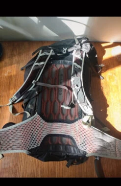 Sac A Dos Osprey Talon 44 -Magasin De Camping En Plein Air 29531e563b2ee6b61d1db96d82612843