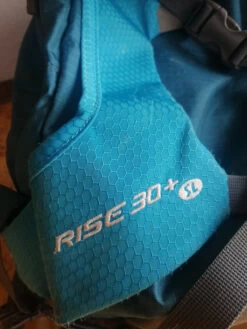 Sac à Dos Deuter 30+5 L -Magasin De Camping En Plein Air 2bd920a3aff29d21796c3c39c311f89a