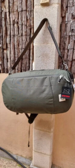Sac à Dos Osprey Duffel Versatile 30 -Magasin De Camping En Plein Air 2bf2255e380dc4defa2a36e94b5cf2bc 0a4790a7 a709 45fb 9aa7 c3cfe7f5b68e