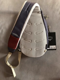 Sac à Dos Osprey Zaino Daylite Sling 6L -Magasin De Camping En Plein Air 40edd19bb4eb4be04c4a35395b7dd056