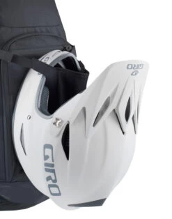 Sacs à Dos Evoc EVOC SAC À DOS PROTECTOR ENDURO NOIR 16 Noir -Magasin De Camping En Plein Air 52975cf1f12bd