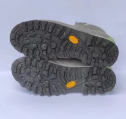 Chaussures De Trekking Dolomite Imperméables En Goretex -Magasin De Camping En Plein Air 53c74874872c82e196b7fe66f4ef0c5e