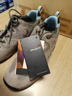 Chaussure De Trekking Dolomite -Magasin De Camping En Plein Air 5a6bb76814efed6d4ceacb3640b48c70