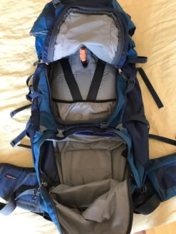 Sac à Dos Trek Deuter Aircontact 65+10 -Magasin De Camping En Plein Air 5bcb7bf0f2c1c0ade1569a55a773f54b