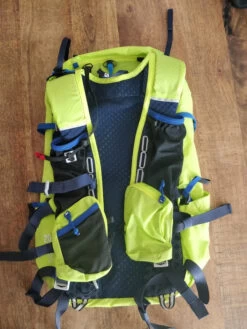 Salomon Peak 20l -Magasin De Camping En Plein Air 6a2d0c46df882a68db0ade8273a0a7e7