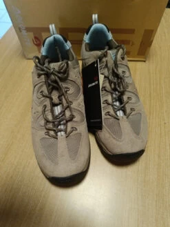 Chaussure De Trekking Dolomite -Magasin De Camping En Plein Air 79a4f003328d082e6e7939ff417e5c6c