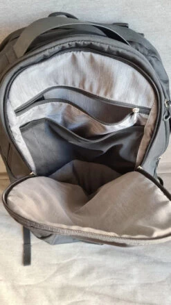 Mochila Deuter XV2 -Magasin De Camping En Plein Air 7c4ce4ff7e2ec37e3442151f98860ec4