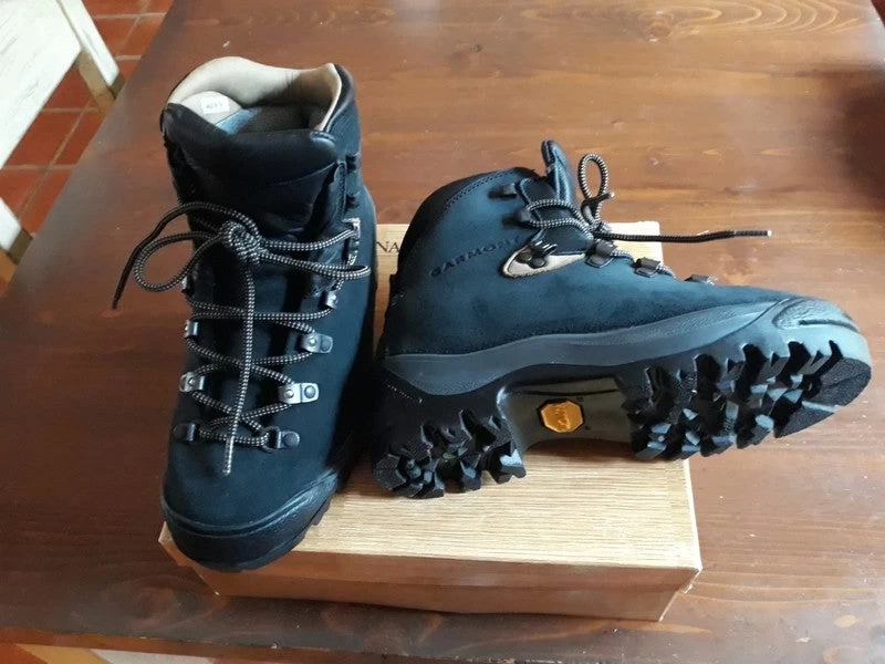 Chaussures De Haute Montagne Type Glacier 4 Chaussures De Haute Montagne Type Glacier – Image 2