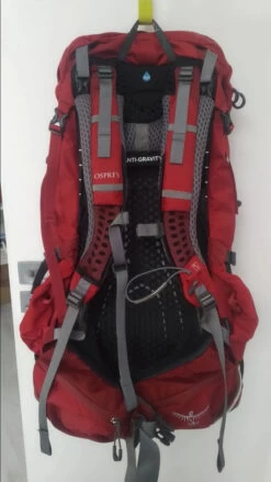 Sac à Dos Osprey Atmos AG50 7 Sac à Dos Osprey Atmos AG50 -Magasin De Camping En Plein Air 87689d4f2433c03122abeb00fc29db02