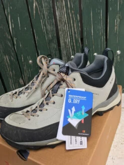 Trekking Sapatilhas Mulher Garmont 42.5 -Magasin De Camping En Plein Air 90e4b52f8b434cfa53c48b77f53f0037