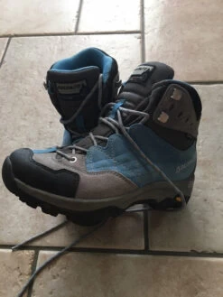 Chaussures De Trekking Dolomite -Magasin De Camping En Plein Air 912370fbb231202bd8464f34c11b48de