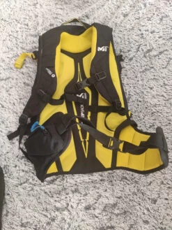 Sac à Dos Millet Freeride Ski Snowboard -Magasin De Camping En Plein Air 95006cf9fea4278fae0796a8ec232ad9