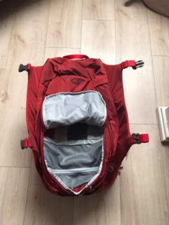 Sac à Dos Osprey Porter 65 Red Diabolo -Magasin De Camping En Plein Air 964f8594cb5f84753e77192714de7173