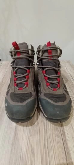 Chaussures De Randonnée Quechua Chaussures Randonnée Montagne Mh100 -Magasin De Camping En Plein Air IMG 20221205 192044