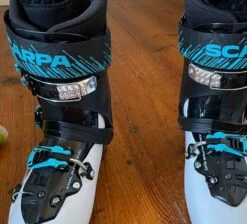 Chaussures De Randonnée Dds Rouge