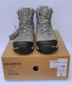 Chaussures De Trekking Dolomite Imperméables En Goretex -Magasin De Camping En Plein Air a443e923704e210b880d90c11fafef26