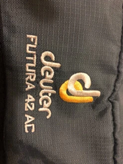 Mochila Deuter 42L -Magasin De Camping En Plein Air b4d6087edaa7c9105324f0a95127eb8d