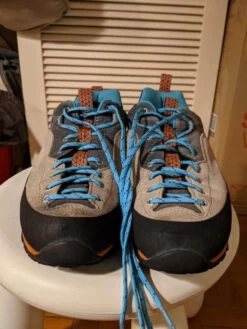 Chaussures De Marche (type Escalade) Garmont -Magasin De Camping En Plein Air b78a9d524f65dc677143177423b07c5b