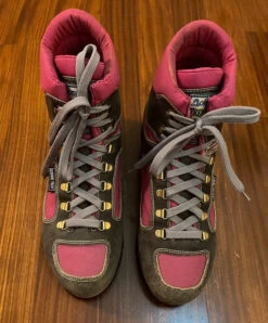 Chaussures De Trekking Dolomite Vintage Des Années 80 -Magasin De Camping En Plein Air b880a9bbfd6d6c0017c279cd9e2de8f9