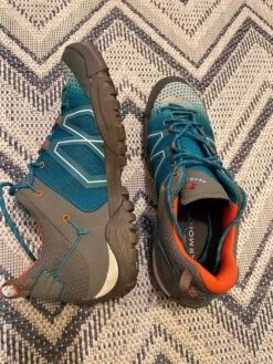 Chaussures De Montagne -Magasin De Camping En Plein Air b9b0192ea65b00505baa2cc7d33e8cb9