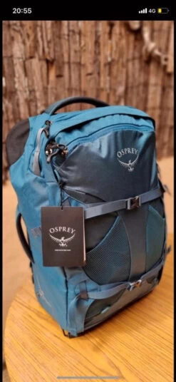 Sac à Dos Et A Roulette Osprey Fairpoint -Magasin De Camping En Plein Air c64a49dfc83c87099469d59d9de1df1e