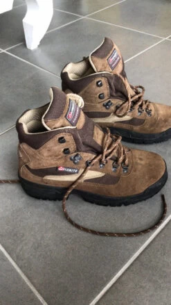 Chaussure De Randonnée 8 Chaussure De Randonnée -Magasin De Camping En Plein Air ca5e95dd8ebd53d6be26c6b07a0d8158