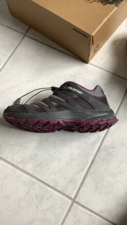 Chaussures De Marche Femme Salomon 38 2/3 17 Chaussures De Marche Femme Salomon 38 2/3 -Magasin De Camping En Plein Air e52529756196b48a41c8d216f5e30a58