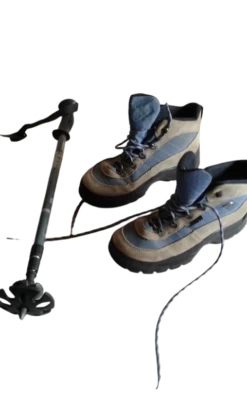 Chaussures De Randonnée Et Bâton