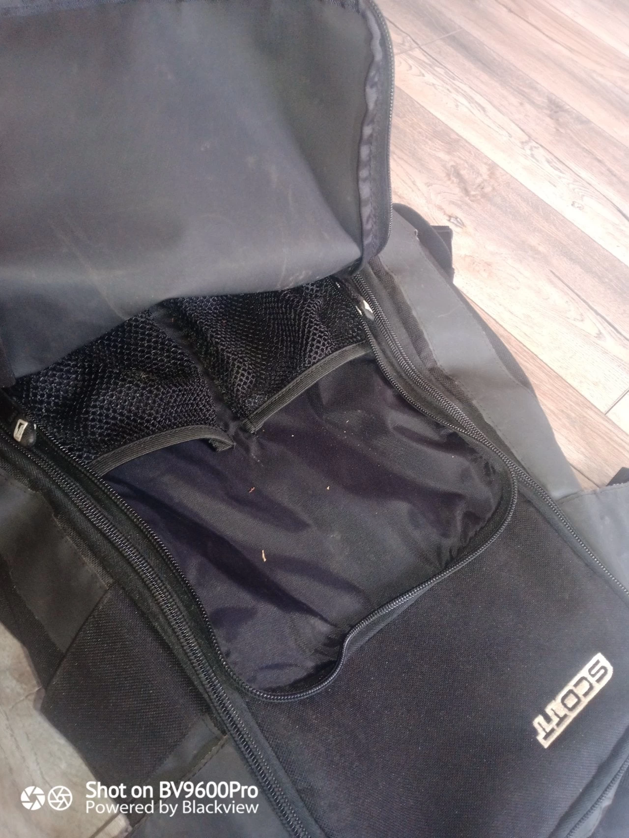 Sac à Dos Noir Scott 25 Litres 9 Sac à Dos Noir Scott 25 Litres – Image 7