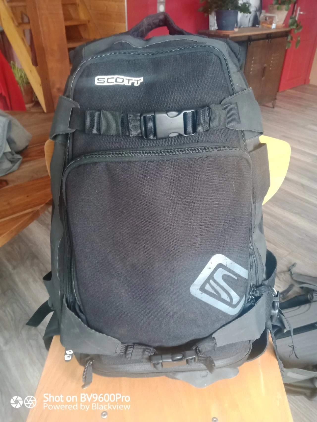 Sac à Dos Noir Scott 25 Litres 8 Sac à Dos Noir Scott 25 Litres – Image 6