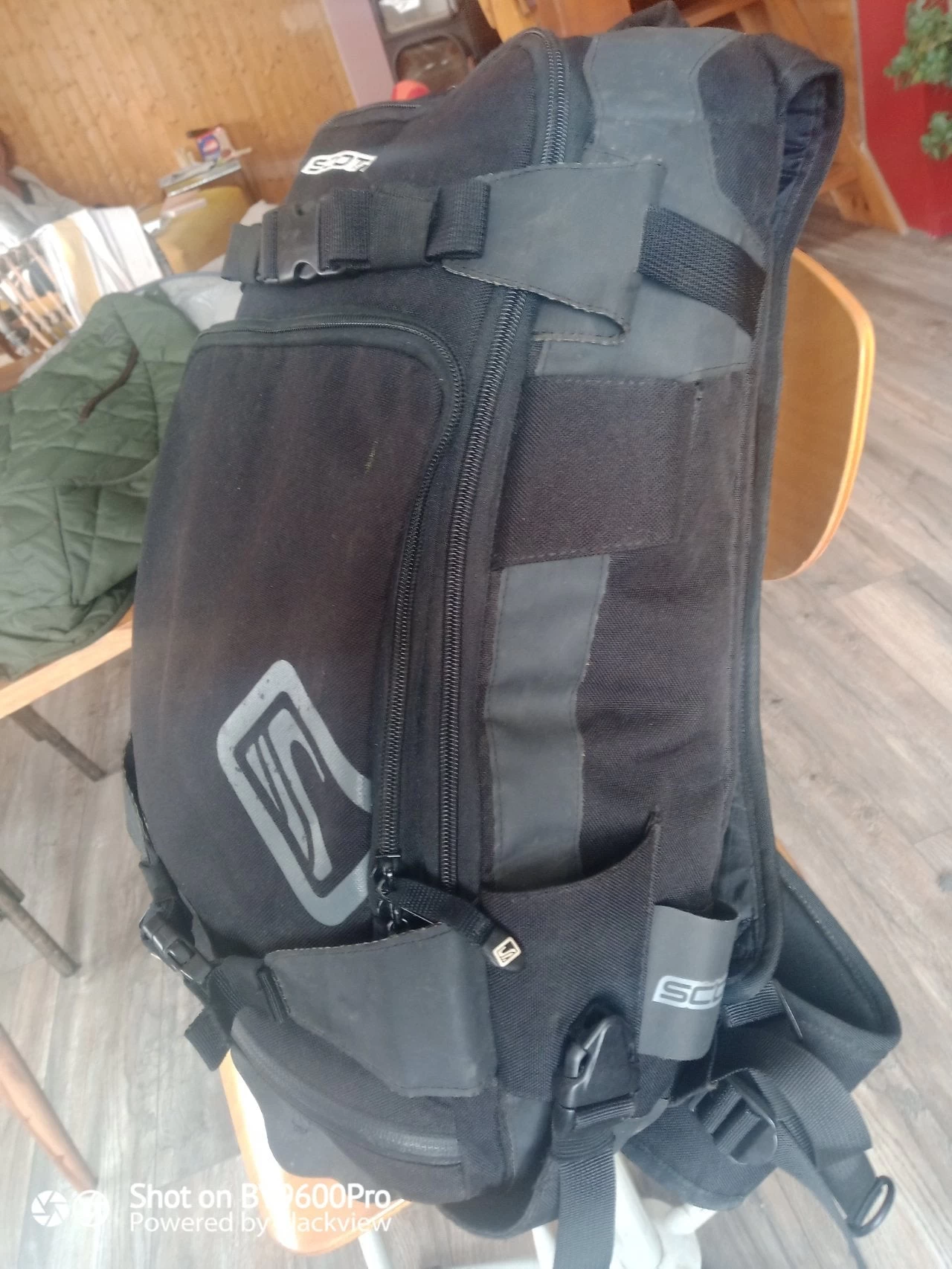 Sac à Dos Noir Scott 25 Litres 7 Sac à Dos Noir Scott 25 Litres – Image 5